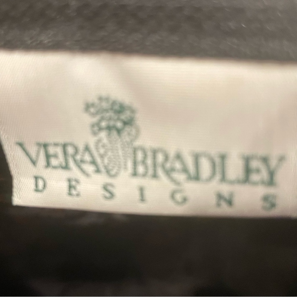 Woman’s Vera Bradley Designs 12 x 6 shoulder bag. Zipper close. - Picture 5 of 8
